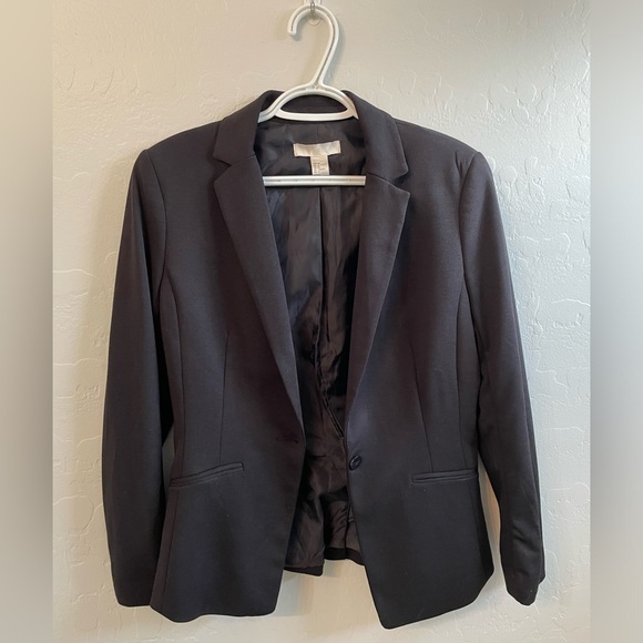 H&M Blazer - Picture 2 of 4